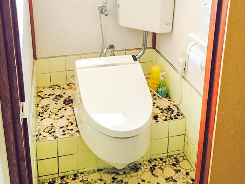 浜松市西区のトイレリフォーム事例 簡易洋式トイレを交換しウォシュレット設置