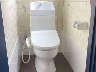 トイレリフォーム 和式から洋式へ、キレイで使いやすくなったトイレ
