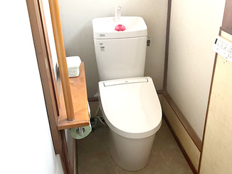トイレリフォーム 自動洗浄で流し忘れのないトイレと使いやすいキッチン水栓